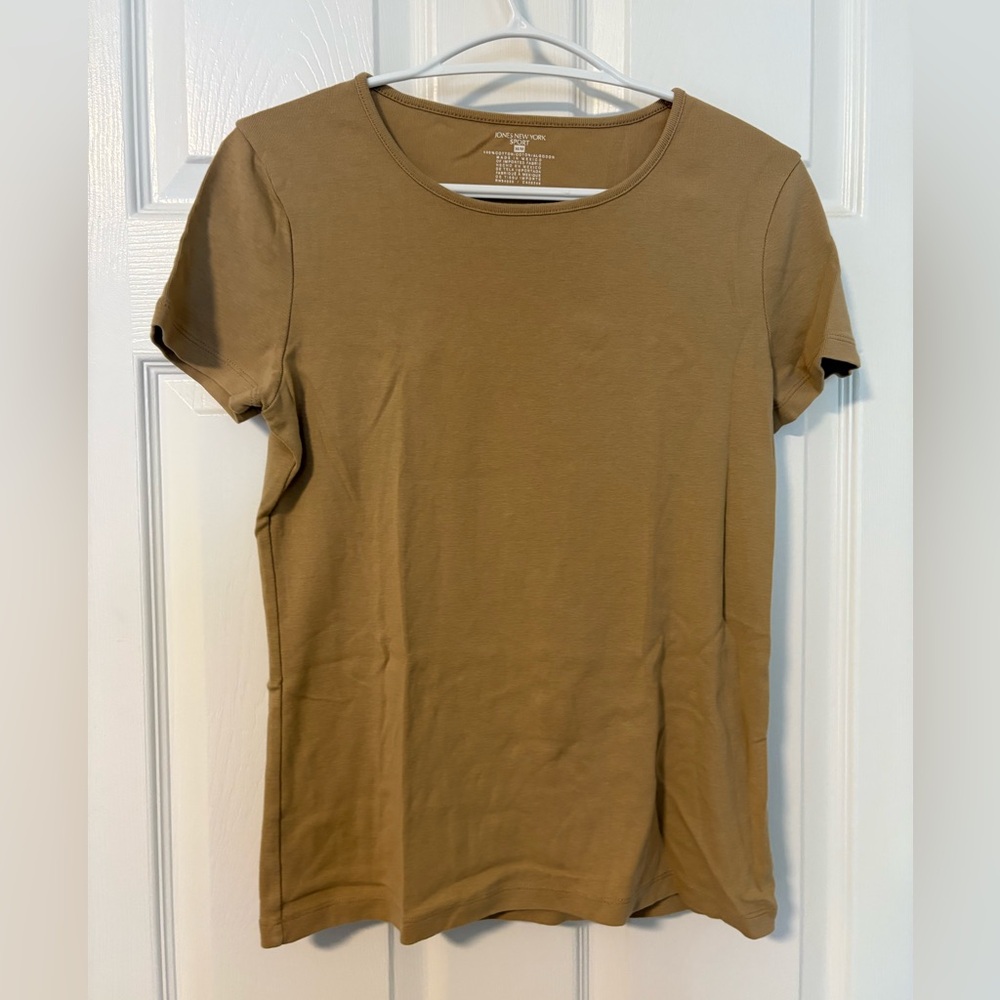 Jones New York Tan Short Sleeve Tee